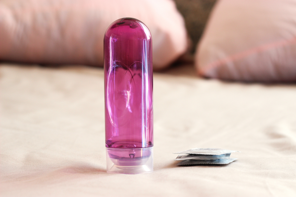 Ujistěte se, že používáte vhodný lubrikant v kombinaci s erotickými pomůckami
