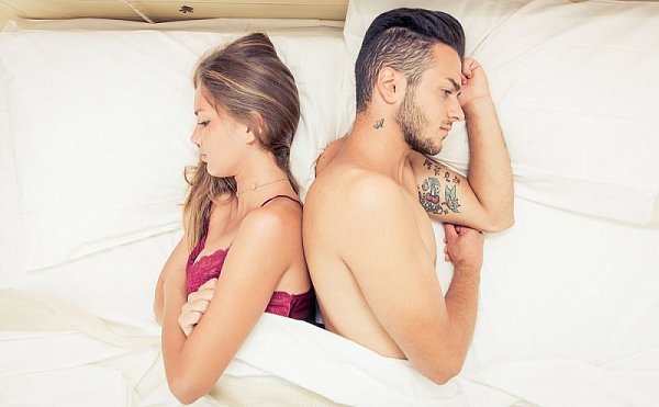 Páry nejčastěji řeší těchto 6 problémů v posteli, které to jsou?